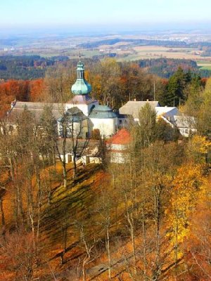 Kostel na Křemešníku z rozhledny